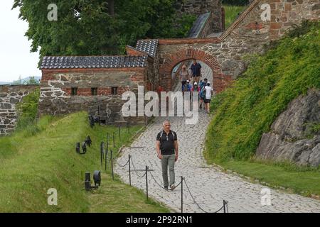 Norwegen, Oslo, die Festung Akershus oder die Burg Akershus, Akershus Festning, ist eine mittelalterliche Burg, die zum Schutz von Oslo, der historischen königlichen Residenz, erbaut wurde Stockfoto