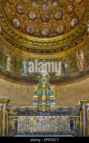 Neapel, Italien - 29. März 2019: Die königliche Kapelle des Königspalastes Stockfoto