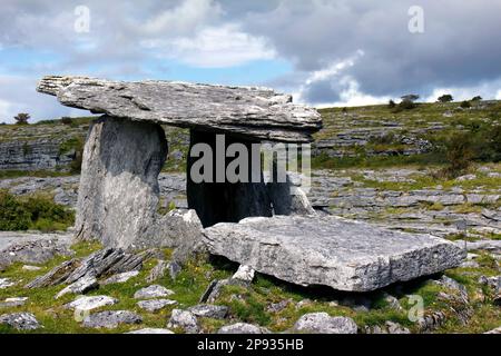 Prähistorisches neolithisches Grab in Newgrange und Knowth Stockfoto