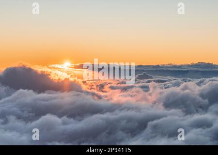 Sonnenuntergang auf dem Gipfel des Haleakala, des Haleakala Nationalparks, Maui, Hawaii, USA, Polynesien, Ozeanien Stockfoto