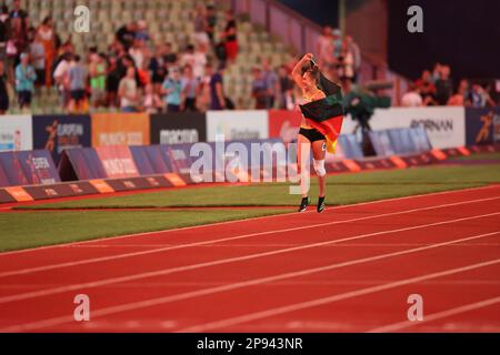 Gina LÜCKENKEMPER feiert nach dem Finale der Frauen 100m bei der europäischen Leichtathletikmeisterschaft 2022 Stockfoto