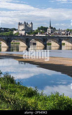 Pont Cessart über der Loire, Saumur, Val de la Loire, Frankreich Stockfoto