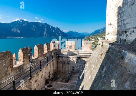 Innenhof, Schloss Scaligero, Castello Scaligero, erbaut 1620, Malcesine, Gardasee, Italien, Europa Stockfoto