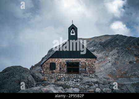 Kapelle der Jungfrau Maria an der Zugspitze, Garmisch-Partenkirchen, Bayern, Deutschland, Europa Stockfoto