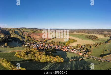 Deutschland, Thüringen, Königsee (Hintergrund), Lichta, Dorf, Felder, Übersicht, Luftbild Stockfoto