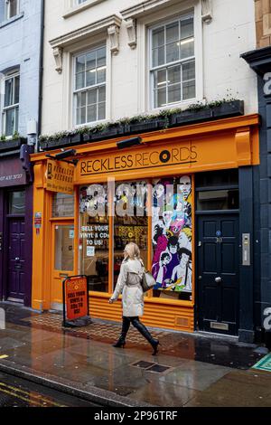 Reckless Records, unabhängiger Second Hand Plattenladen in der Berwick Street in Soho London. Gegründet 1984. Soho Record Shop, Soho Record Store. Stockfoto