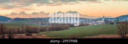 Spissky Stvrtok ist ein Dorf und eine Gemeinde im Bezirk Levoca in der Region Presov im Mittleren Osten der Slowakei. Stockfoto