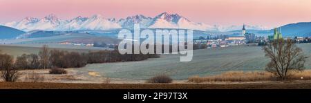 Spissky Stvrtok ist ein Dorf und eine Gemeinde im Bezirk Levoca in der Region Presov im Mittleren Osten der Slowakei. Stockfoto