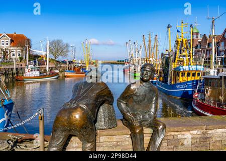 Garnelenfräser Port, Neuharlingersiel, Niedersachsen, Deutschland Stockfoto