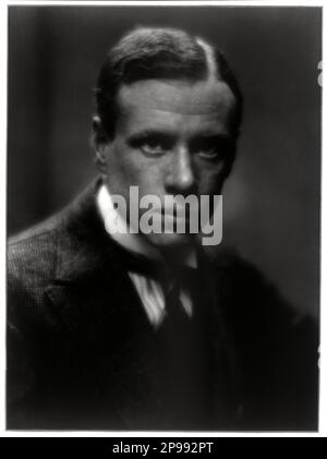 1914 : der amerikanische Romanautor, Kurzgeschichtenautor und Dramatiker SINCLAIR LEWIS ( 1885 - 1951 ). Foto: Arnold Genthe 1930 erhielt er als erster Amerikaner den Nobelpreis für Literatur - SCRITTORE - LETTERATURA - LITERATUR - Letterato - TEATRO - Theater - THEATER - Porträt - Rituto - Halsband - colletto --- Archivio GBB Stockfoto