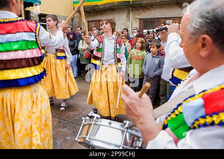 "Danza de Los Zancos" Volkstanz ohne Stelzen, Anguiano, La Rioja, Spanien Stockfoto