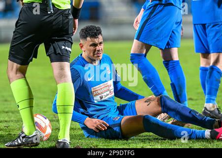 Zakaria Atteriv (17) von Dender während eines Fußballspiels zwischen FC Dender und KMSK Deinze während des 3. Spieltags in den Challenger Pro League Relegation Play-offs für die Saison 2022-2023 am Freitag, den 10. März 2023 in Denderleeuw , Belgien . FOTO SPORTPIX | Stijn Audooren Kredit: Sportpix/Alamy Live News Stockfoto