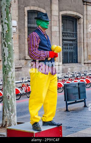 Lebendige Statue, Straßenkünstler La Rambla, Barcelona, Spanien Stockfoto