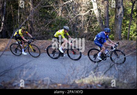 Dänischer Jonas Vingegaard von Jumbo-Visma, slowenischer Tadej Pogacar von Team Emirates der Vereinigten Arabischen Emirate und französischer David Gaudu von Groupama-FDJ, dargestellt in Aktion in Phase 7 der 81. Ausgabe des Achttägigen Radrennens Paris-Nizza, 142,9km von Nizza bis Col de la Couillole, Frankreich, Samstag, 11. März 2023. BELGA FOTO DAVID PINTENS Stockfoto