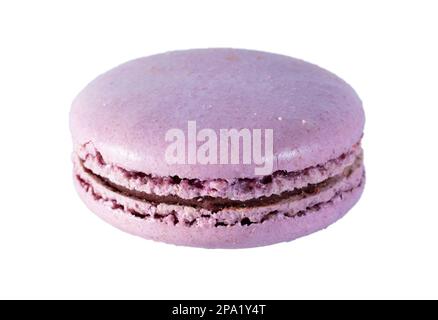 Süße französische Dessertmakronen auf Weiß. Stockfoto