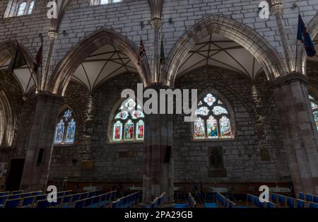 Innenansicht der Buntglasfenster, St. Mary's Parish Church, Haddington, East Lothian, Schottland, Großbritannien Stockfoto