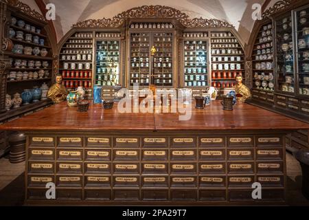 Deutsches Pharmazie-Museum im Inneren des Heidelberger Schlosses - Heidelberg Stockfoto
