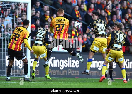 Ein Bild, das während eines Fußballspiels zwischen KV Mechelen und Sint-Truidense VV am Samstag, den 11. März 2023 in Mechelen, am 29. Tag der ersten Liga der „Jupiler Pro League“ 2022-2023 der belgischen Meisterschaft aufgenommen wurde. BELGA FOTO LUC CLAESSEN Stockfoto