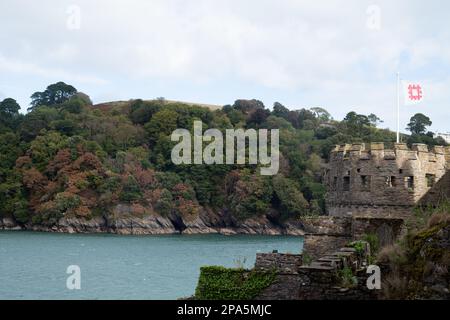 Wunderschöne Ufer des Flusses Dart. Dartmouth, Devon, Großbritannien. 26.09.2022 Stockfoto