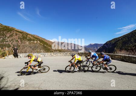 Dänischer Jonas Vingegaard von Jumbo-Visma, slowenischer Tadej Pogacar von Team Emirates der Vereinigten Arabischen Emirate und französischer David Gaudu von Groupama-FDJ, dargestellt in Aktion in Phase 7 der 81. Ausgabe des Achttägigen Radrennens Paris-Nizza, 142,9km von Nizza bis Col de la Couillole, Frankreich, Samstag, 11. März 2023. BELGA FOTO DAVID PINTENS Stockfoto