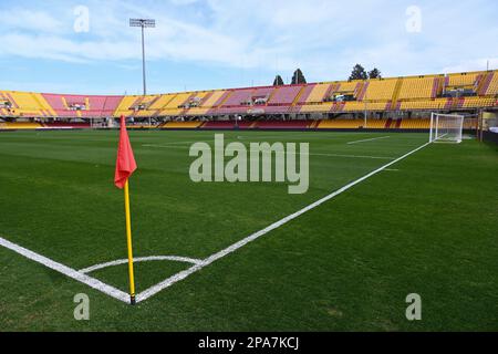 Allgemeiner Überblick über das Stadion Ciro Vigorito vor dem Spiel der Serie B zwischen Benevento Calcio und Como 1907, Benevento, Italien, am 11. März 2023. Foto: Nicola Ianuale Stockfoto