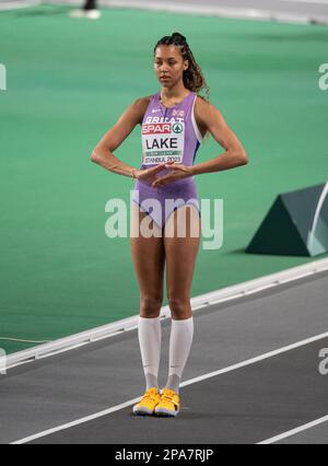 Morgan Lake of Great Britain & NI nimmt an der Europameisterschaft der Leichtathletik in der Ataköy Athletics Arena im High-Jump-Finale der Frauen Teil Stockfoto