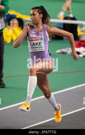 Morgan Lake of Great Britain & NI nimmt an der Europameisterschaft der Leichtathletik in der Ataköy Athletics Arena im High-Jump-Finale der Frauen Teil Stockfoto