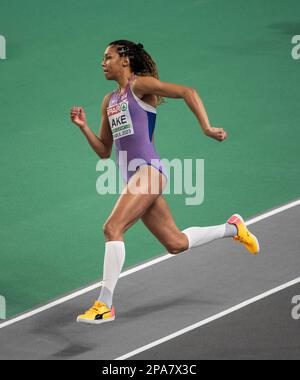 Morgan Lake of Great Britain & NI nimmt an der Europameisterschaft der Leichtathletik in der Ataköy Athletics Arena im High-Jump-Finale der Frauen Teil Stockfoto