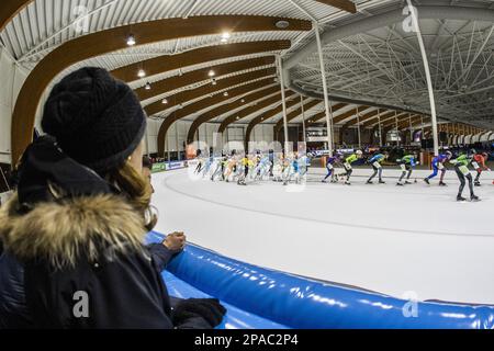 LEEUWARDEN - atmosphärisches Bild des Pelotons während des Finales der Mannschaftsklasse des Marathon Cup. ANP VINCENT JANNINK niederlande raus - belgien raus Stockfoto