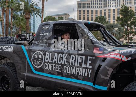 2023 BFGoodrich Tires Mint 400 startet das Rennwochenende mit einer Fahrzeugparade auf dem Las Vegas Strip. Stockfoto