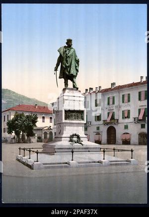 1890 Ca , COMO , ITALIEN : das dem italienischen Politiker und Patrioten GIUSEPPE GARIBALDI gewidmete Denkmal ( 1807 - 1882 ), Kunstwerk des gefeierten Bildhauers VINCENZO VELA ( 1820 - 1891 ). - POLITICA - POLITIC - Unità d' Italia - Risorgimento - foto storiche - foto storica - Portrait - ritratto - Bart - barba - GEOGRAFIA - GEOGRAFIE - MONUMENTO - STATUA - SCULTURA - SKULPTUR - piazza - Square - Brianza - Hotel - - - ---- Archivio GBB Stockfoto