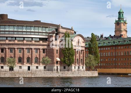 Stockholm, Schweden - Juni 24 2019: Das Parlamentsgebäude (Schwedisch: Riksdagshuset) ist Sitz des schwedischen parlaments, des Riksdag. Es befindet sich in der Position o Stockfoto