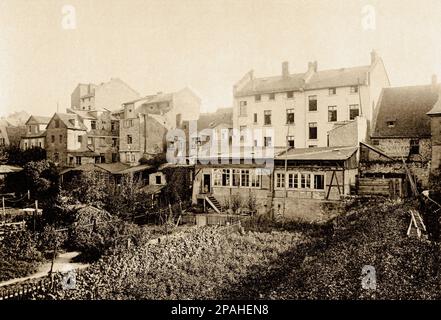 1880 : FRANKFURT AM MAIN , Deutschland : Partie am Deutschherrenkai, Frankfurt am Main, Stadtteil Sachsenhausen. Fotografie von Carl Friedrich Mylius. Foto von Carl Friedrich Mylius - DEUTSCHERRENKAI - GERMANIEN - GEOGRAFIEN - GEOGRAFIE - FOTOSTORICHE - GESCHICHTSFOTOS - - ARCHITEKTUR - ARCHITEKTUR - FRANCOFORTE --- Archivio GBB Stockfoto