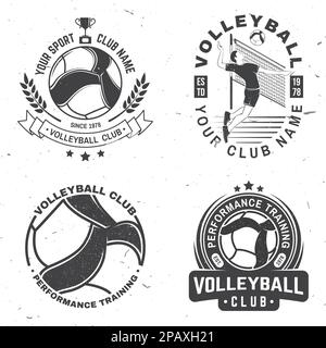 Set mit Volleyball-Clubabzeichen, Logo-Design. Vektordarstellung. Für College League Sportverein, Sommercamp-Emblem, Schild, Logo. Klassisches einfarbiges labe Stock Vektor