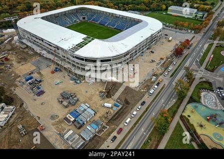 Bau- und Finishing-Arbeiten im Fußballstadion in plock, polen Stockfoto