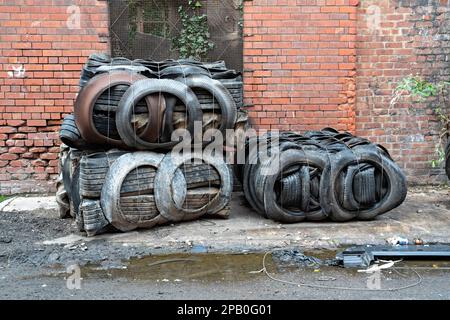 End-of-Use-Reifen, Liverpool Dockland Stockfoto