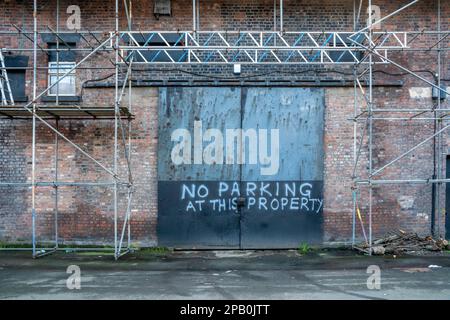 Gerüstbau - Lagergebäude in Liverpool Dockland Stockfoto