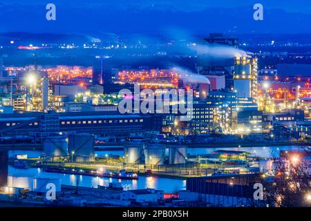 Linz: Voestalpine Steelworks, Chemiepark Linz mit Unternehmen Borealis AG in Zentralraum, Oberösterreich, Oberösterreich, Österreich Stockfoto