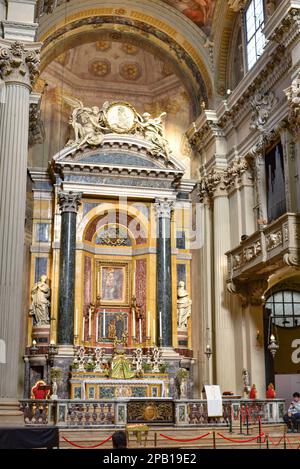 Bologna, Italien - 16. November 2022: Innere der Kirche Santuario di Santa Maria della Vita Stockfoto