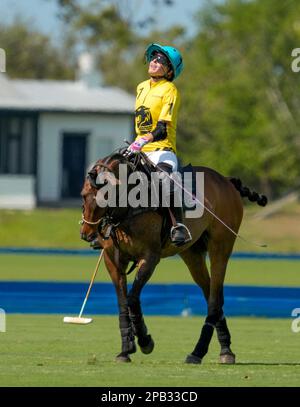 3/10/23 Port Mayaca, Florida Sarah Siegel Magness DUNDAS VS EL CID FITNESS während der Semi Finals des US Women’s Polo 18-24 Goal Cup 2023 auf dem Port Mayaca Polo Gelände in Port Mayaca, Florida, Freitag, 10. März 2023. Foto: Jennifer Graylock-Graylock.com 917-519-7666 Stockfoto