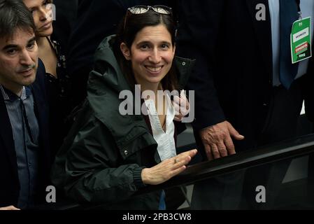 Elly Schlein nimmt am 12. März 2023 an der Nationalversammlung der Demokratischen Partei (PD) in Rom Teil. Kredit: Vincenzo Nuzzolese/Alamy Live News Stockfoto