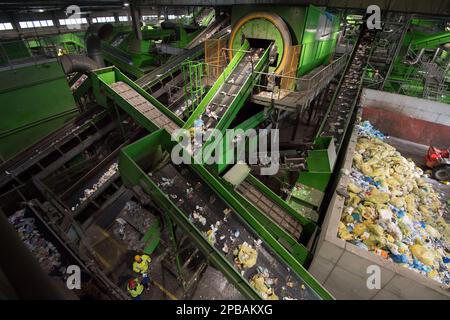 Kommunale Abfallverwertungsanlage in Danzig, Polen © Wojciech Strozyk / Alamy Stock Photo Stockfoto