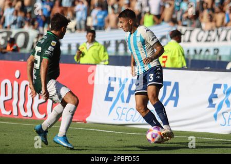 Avellaneda, Argentinien, 12, März 2023. Gabriel Rojas vom Racing Club in Aktion während des Spiels zwischen Racing Club und Club Atletico Sarmiento, Spiel 7, Profifußballliga Argentinien 2023 (Liga Profesional de Futbol 2023 - Torneo Binance). Kredit: Fabideciria. Stockfoto