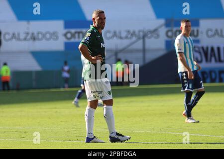 Avellaneda, Argentinien, 12, März 2023. Lisandro Lopez vom Club Atletico Sarmiento während des Spiels zwischen Racing Club und Club Atletico Sarmiento, Spiel 7, Profifußballliga Argentinien 2023 (Liga Profesional de Futbol 2023 - Torneo Binance). Kredit: Fabideciria. Stockfoto