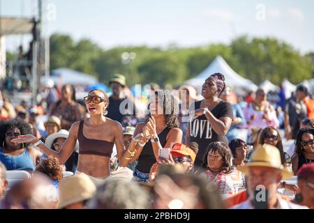 Miami Gardens, Florida, USA. 12. März 2023 Zweite Etappe: Lavie während des Jazz in the Gardens Music Festival im Hard Rock Stadium in Miami Gardens, FL. Kredit: Yaroslav Sabitov/Yes Market Media/Alamy Live News Stockfoto