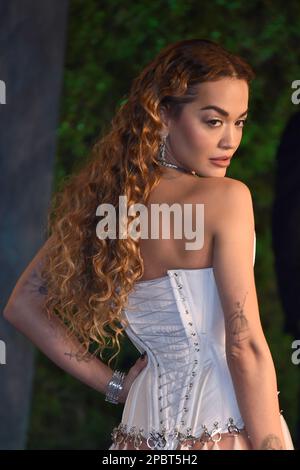 12. März 2023, Beverly Hills, CA, USA: LOS ANGELES - 12. MÄRZ: Rita Ora bei der Vanity Fair Oscar Party 2023 im Wallis Annenberg Center for the Performing Arts am 12. März 2023 in Beverly Hills, CA (Kreditbild: © Kay Blake/ZUMA Press Wire) NUR REDAKTIONELLE VERWENDUNG! Nicht für den kommerziellen GEBRAUCH! Stockfoto