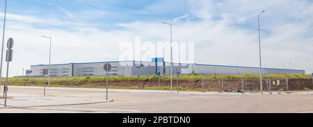 Badajoz, Spanien - 12. März 2023. Amazon Logistikzentrum in Badajoz, Spanien Stockfoto