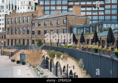 Coal Drops Yard, Einzelhandelskomplex. King's Cross, London, England, Großbritannien Stockfoto