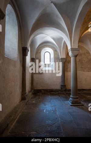 Krypta Karl des Großen oder Kirche Grossmünster in der Züricher Stadt Schweiz, keine Menschen. Stockfoto