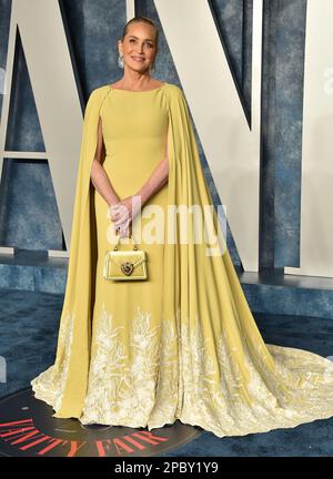 Beverly Hills, USA. 12. März 2023. Sharon Stone kommt am 12. März 2023 zur Vanity Fair Oscar Party im Wallis Annenberg Center for the Performing Arts in Beverly Hills, Kalifornien. © OConnor-Arroyo/AFF-USA.com Kredit: AFF/Alamy Live News Stockfoto